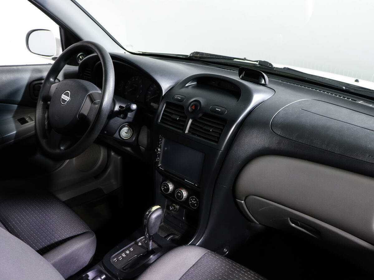 Nissan Almera Classic с пробегом — 2008 год. Фото: #6