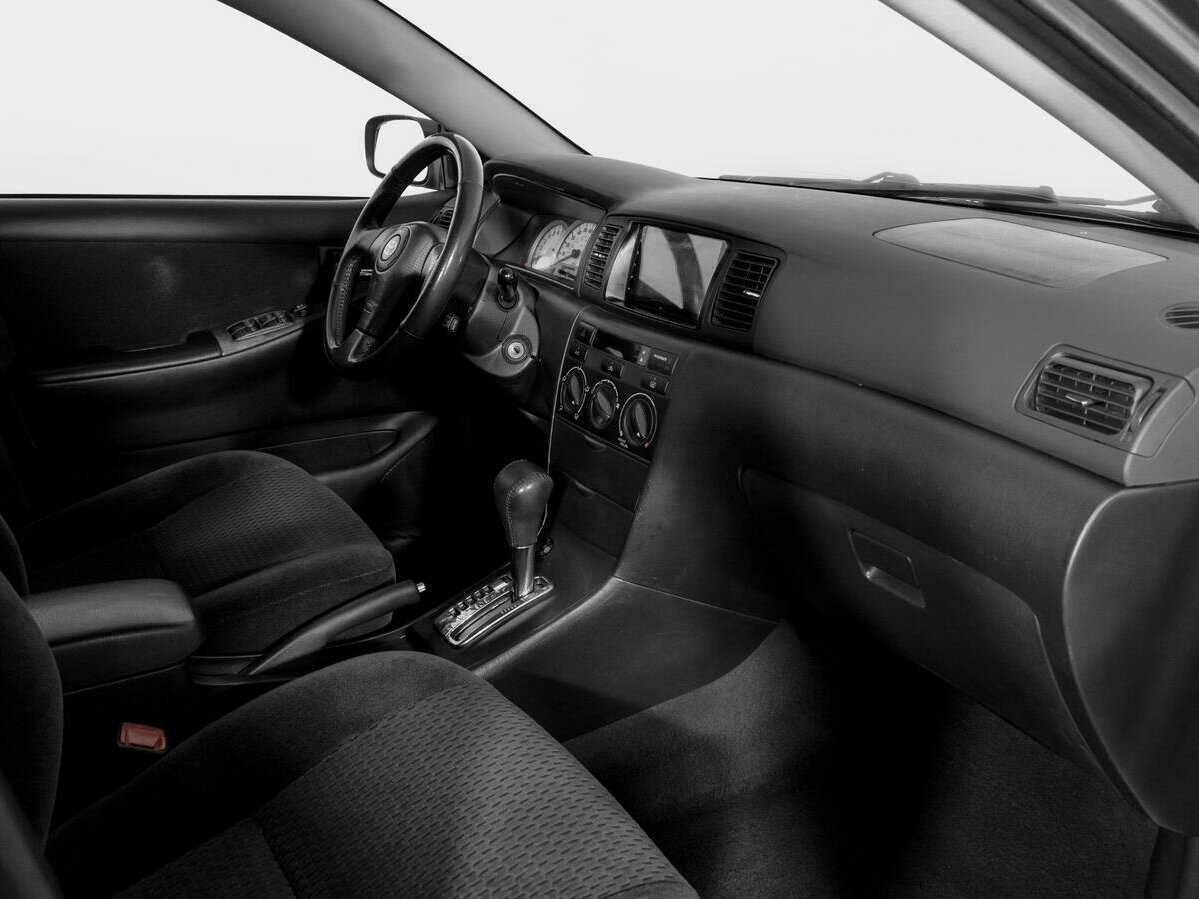 Toyota Corolla с пробегом — 2005 год. Фото: #8