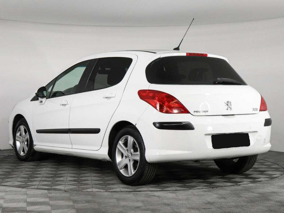Peugeot 308 с пробегом — 2010 год. Фото: #3