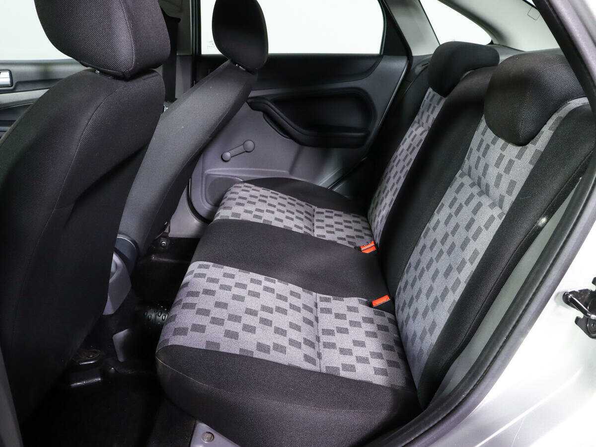 Ford Focus с пробегом — 2009 год. Фото: #7