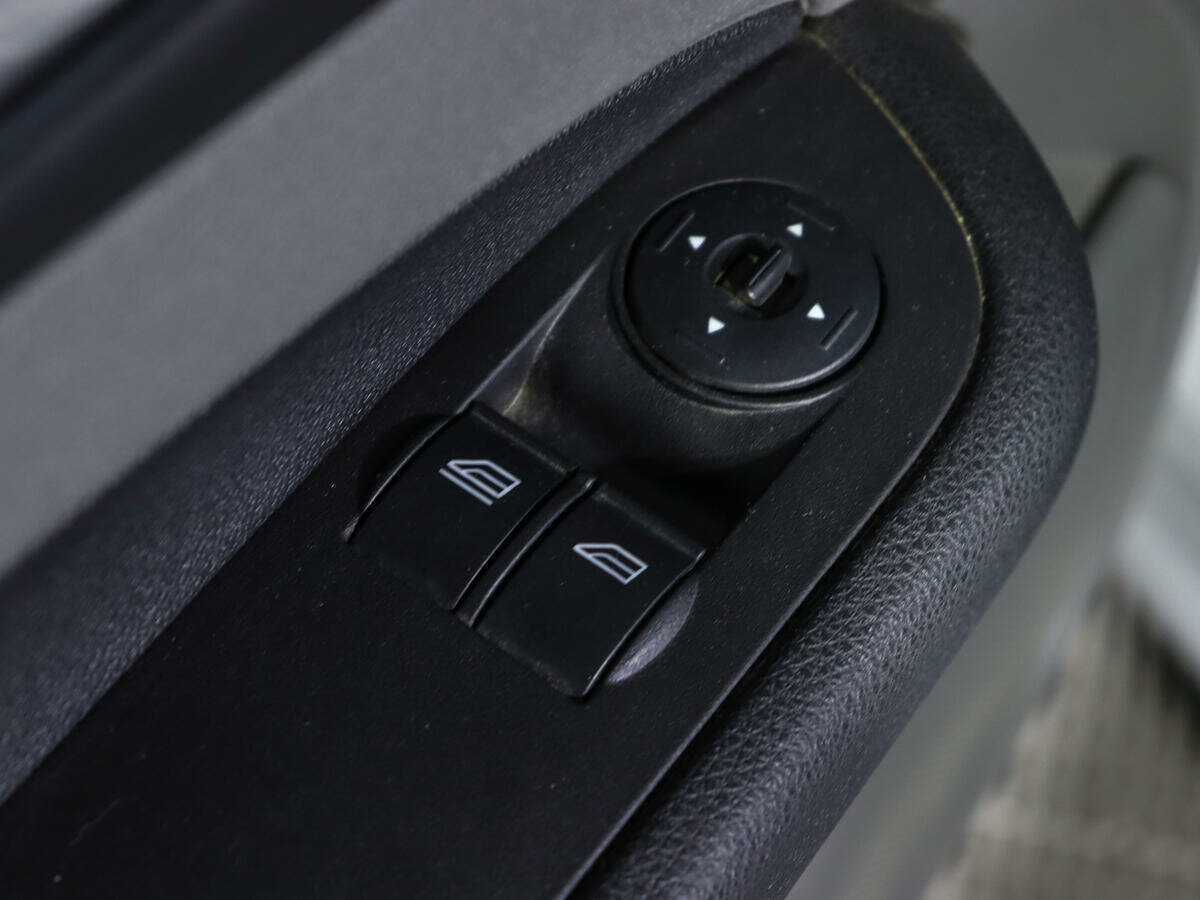 Ford Focus с пробегом — 2009 год. Фото: #12