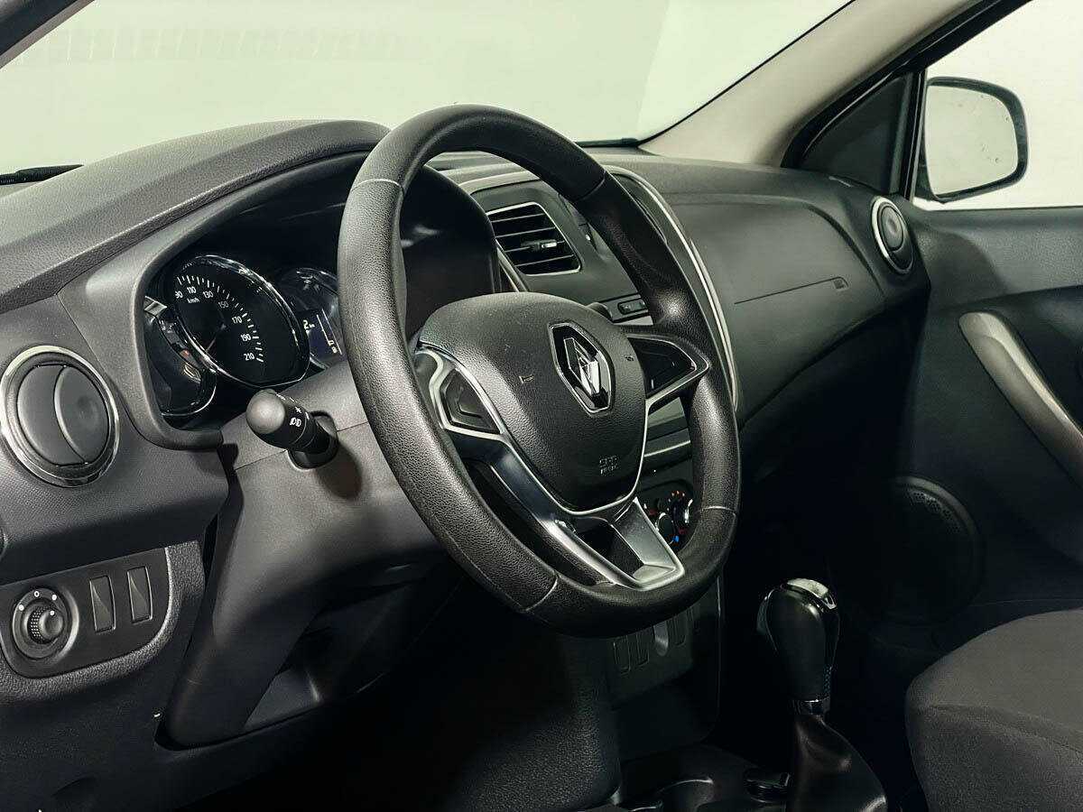 Renault Logan с пробегом — 2020 год. Фото: #12