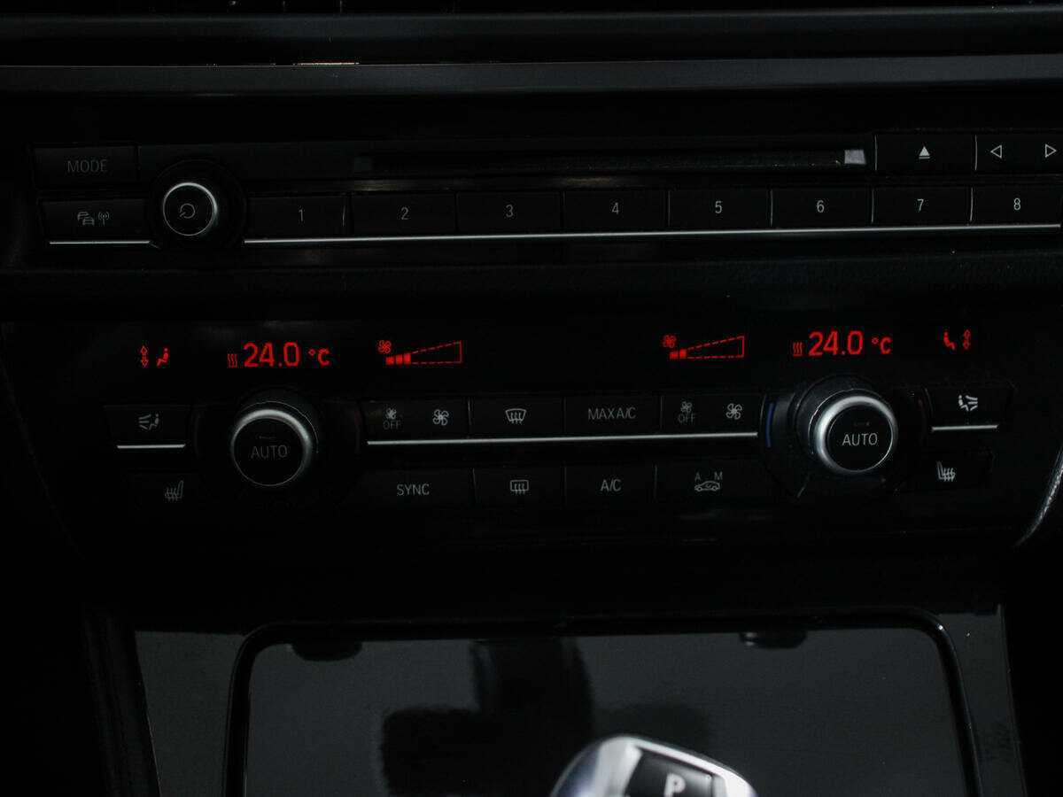 BMW 5 серии с пробегом — 2013 год. Фото: #8