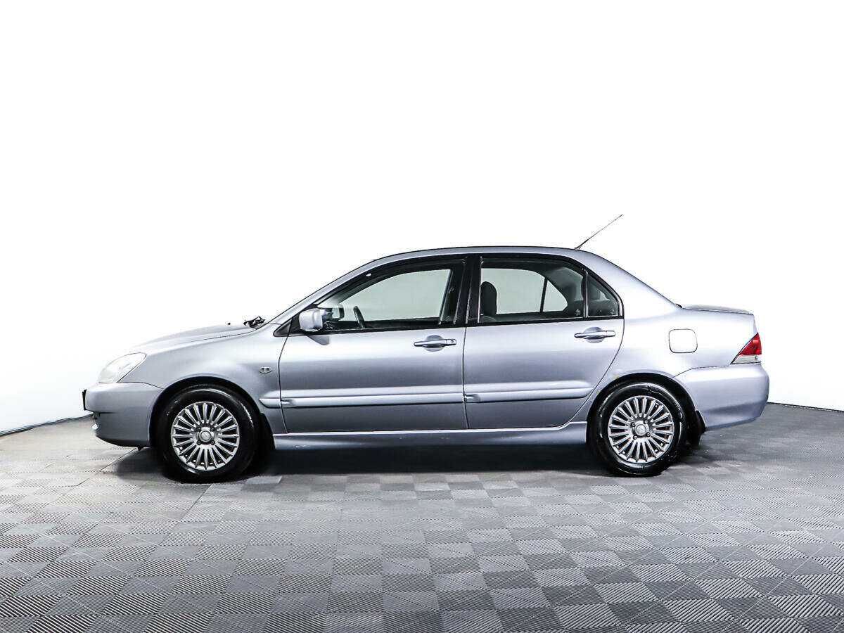 Mitsubishi Lancer с пробегом — 2005 год. Фото: #7