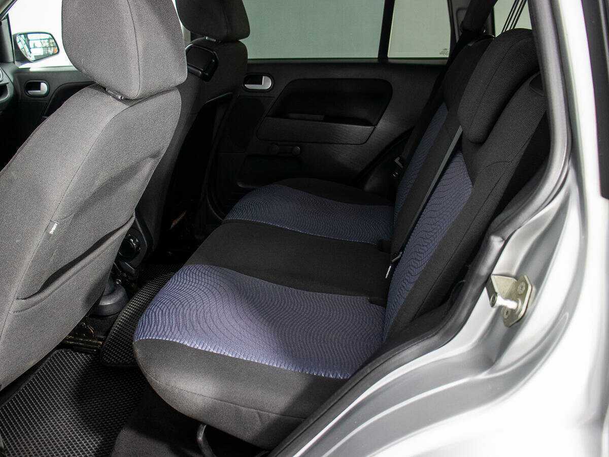 Ford Fusion с пробегом — 2008 год. Фото: #10