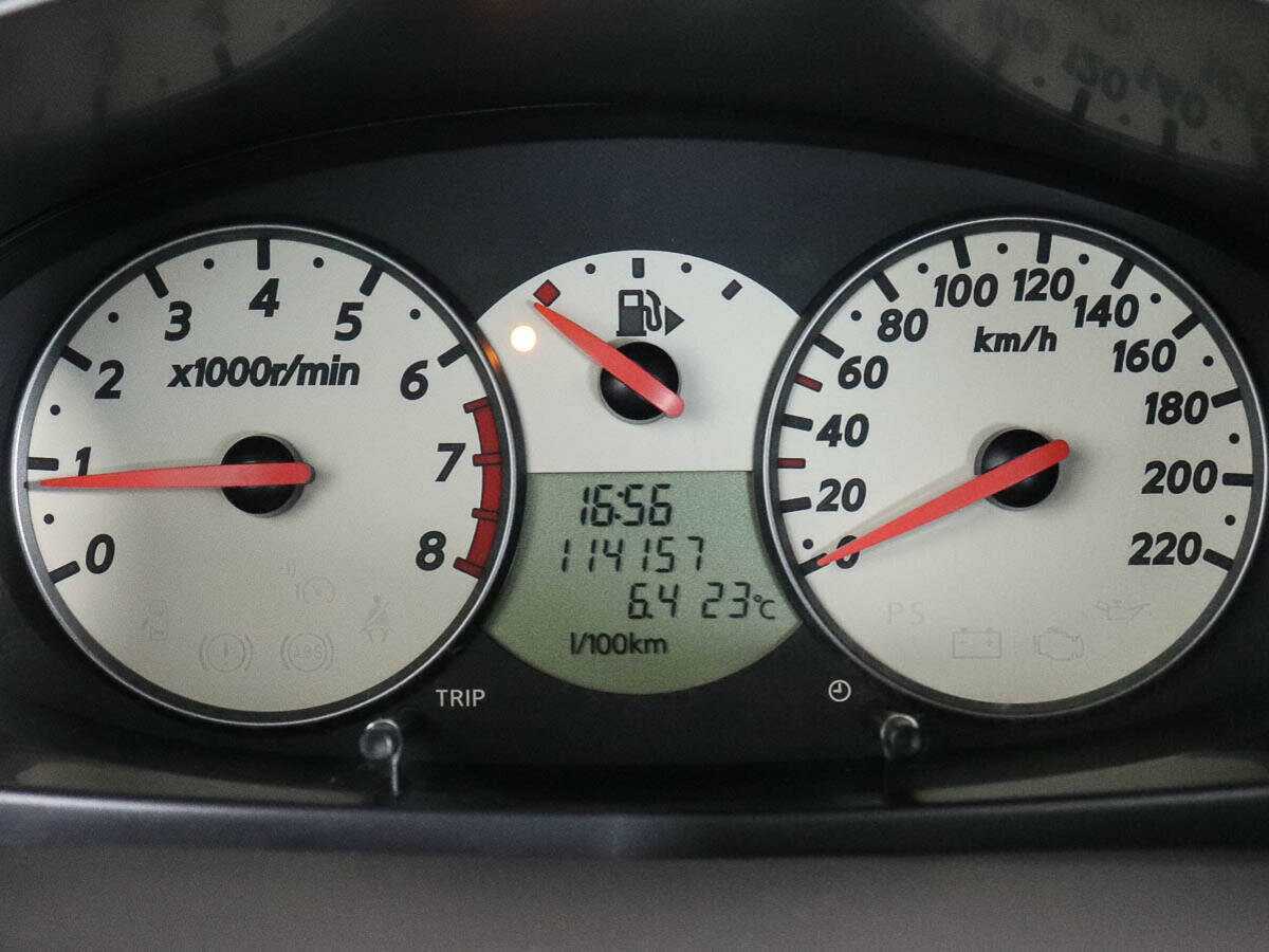 Nissan Micra с пробегом — 2008 год. Фото: #9