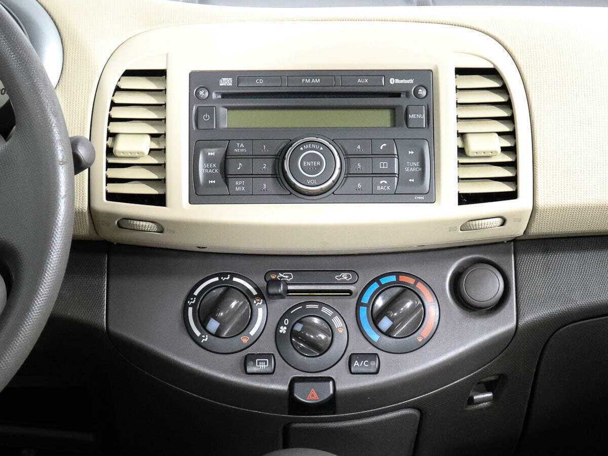 Nissan Micra с пробегом — 2008 год. Фото: #11