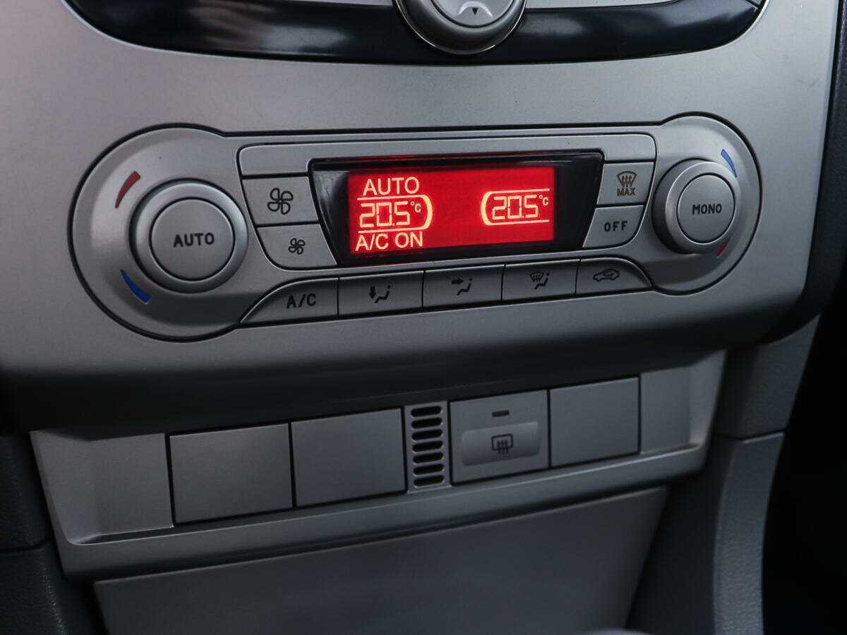 Ford Focus с пробегом — 2009 год. Фото: #15