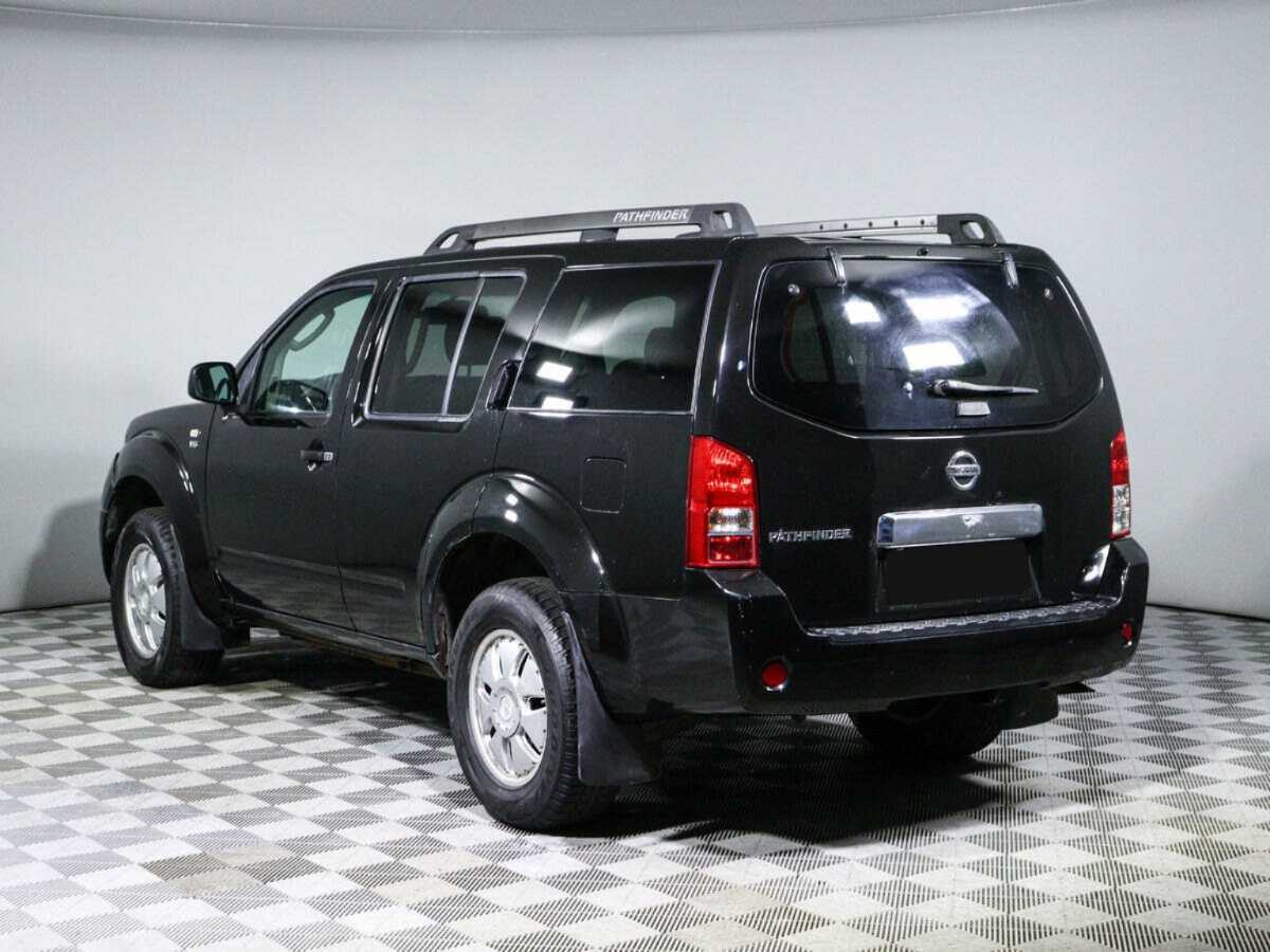 Nissan Pathfinder с пробегом — 2006 год. Фото: #6