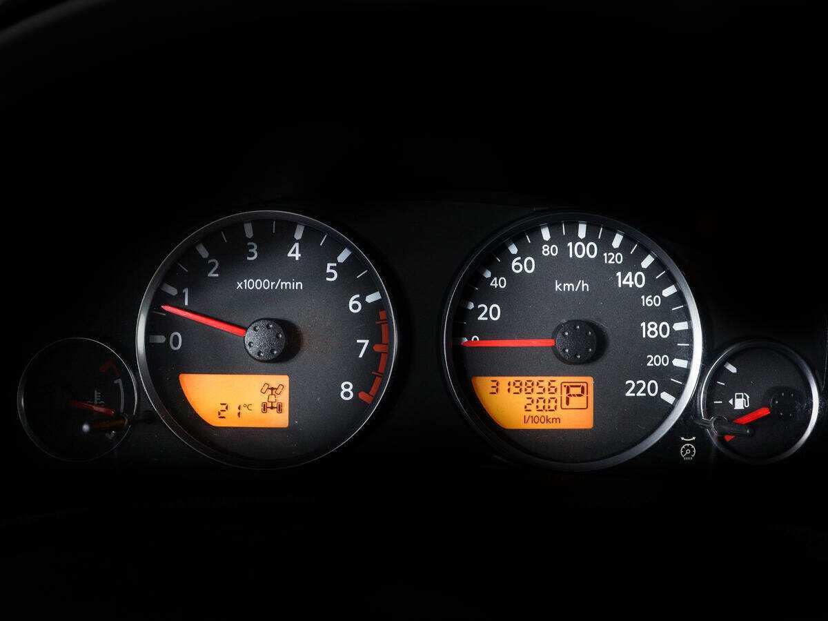 Nissan Pathfinder с пробегом — 2006 год. Фото: #11