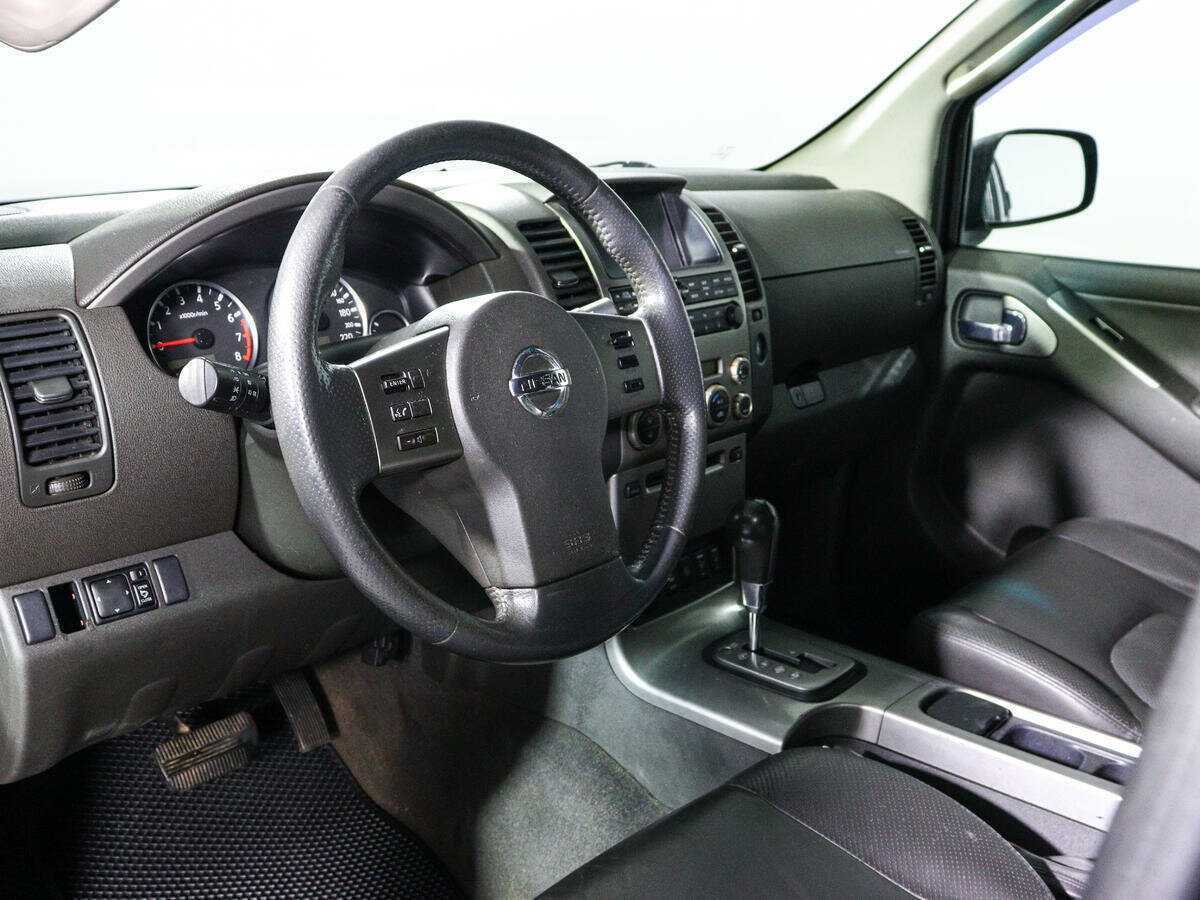 Nissan Pathfinder с пробегом — 2006 год. Фото: #14