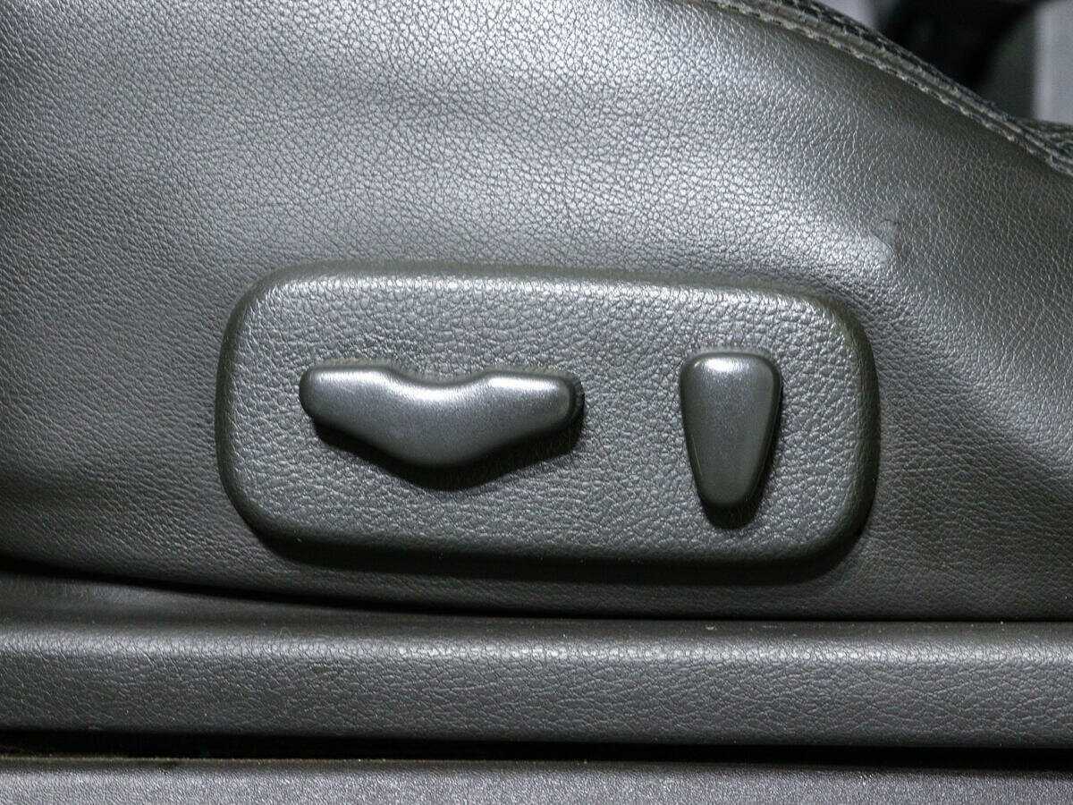 Nissan Pathfinder с пробегом — 2006 год. Фото: #17