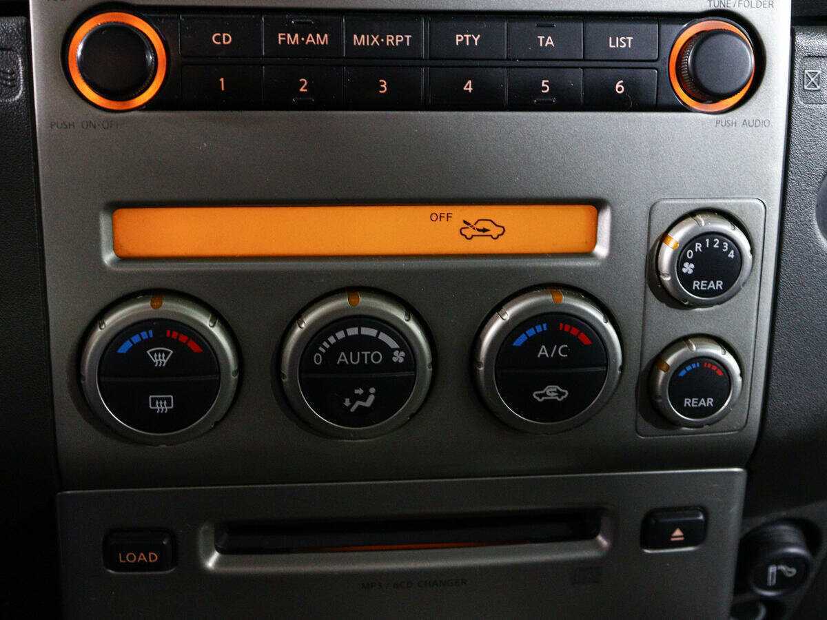 Nissan Pathfinder с пробегом — 2006 год. Фото: #20