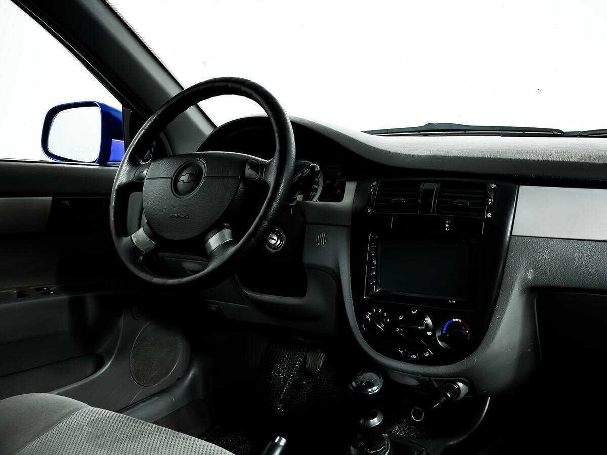 Chevrolet Lacetti с пробегом — 2010 год. Фото: #8