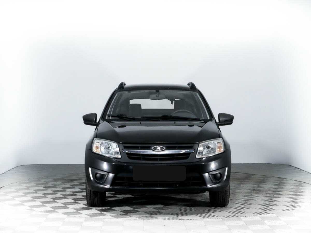 Lada (ВАЗ) Granta с пробегом — 2015 год. Фото: #1