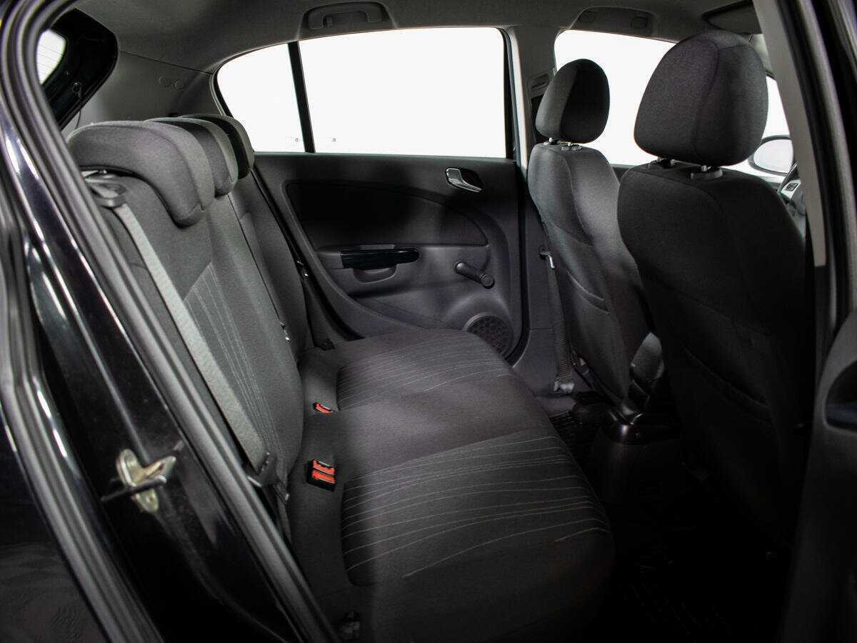 Opel Corsa с пробегом — 2008 год. Фото: #9