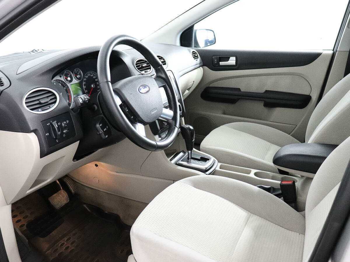 Ford Focus с пробегом — 2006 год. Фото: #7