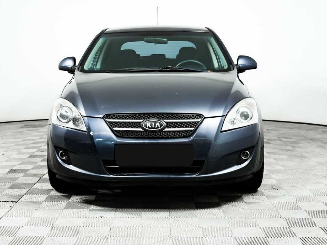 Kia Ceed с пробегом — 2009 год. Фото: #1