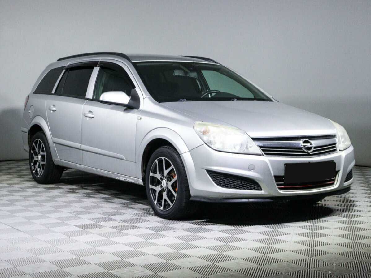 Opel Astra с пробегом — 2008 год. Фото: #2