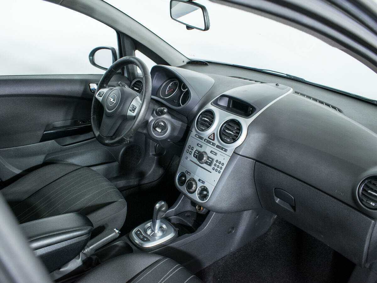 Opel Corsa с пробегом — 2008 год. Фото: #8