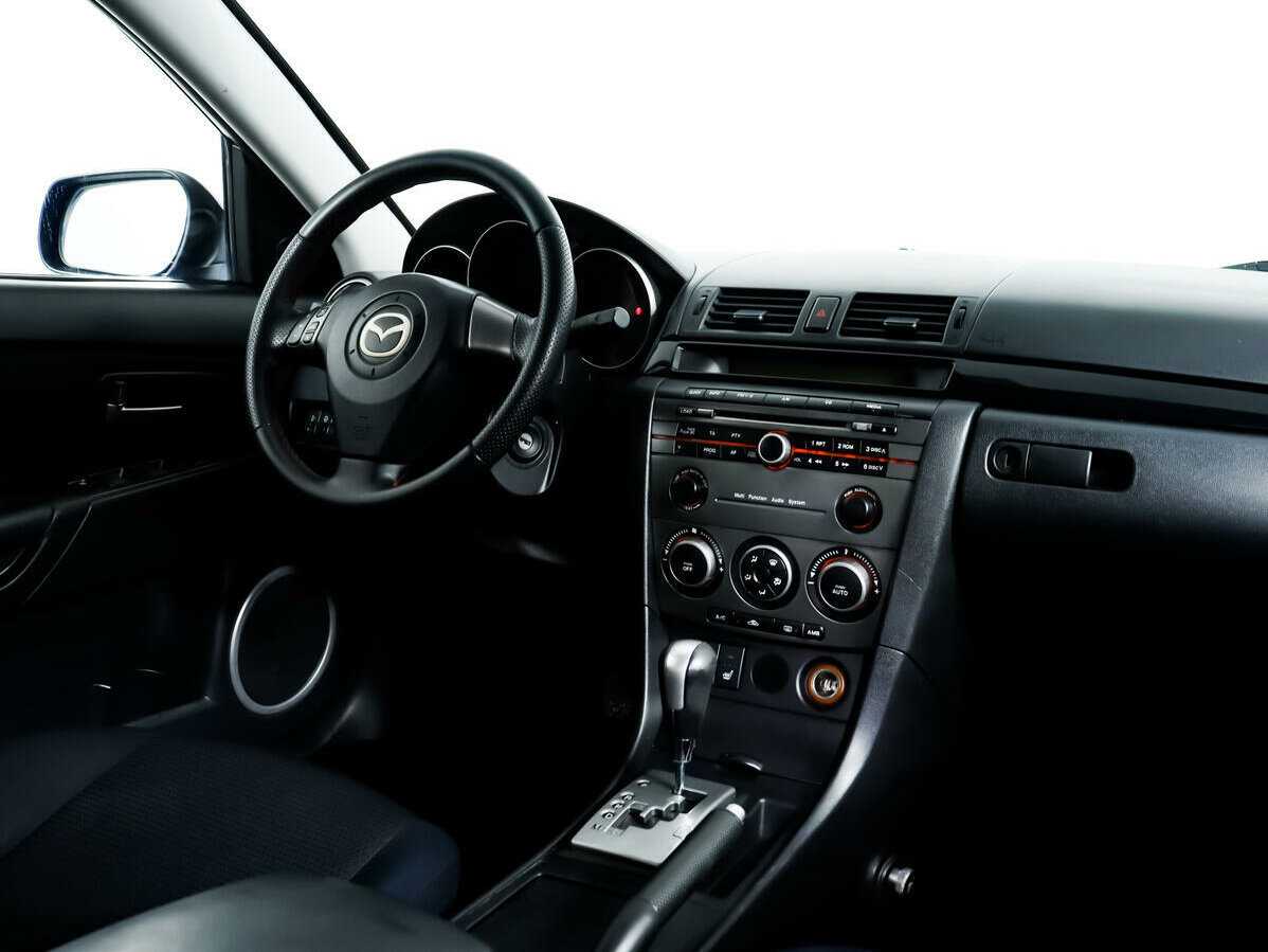 Mazda 3 с пробегом — 2008 год. Фото: #8