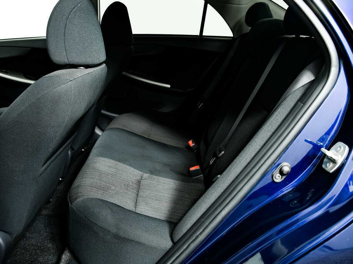 Toyota Corolla с пробегом — 2007 год. Фото: #11