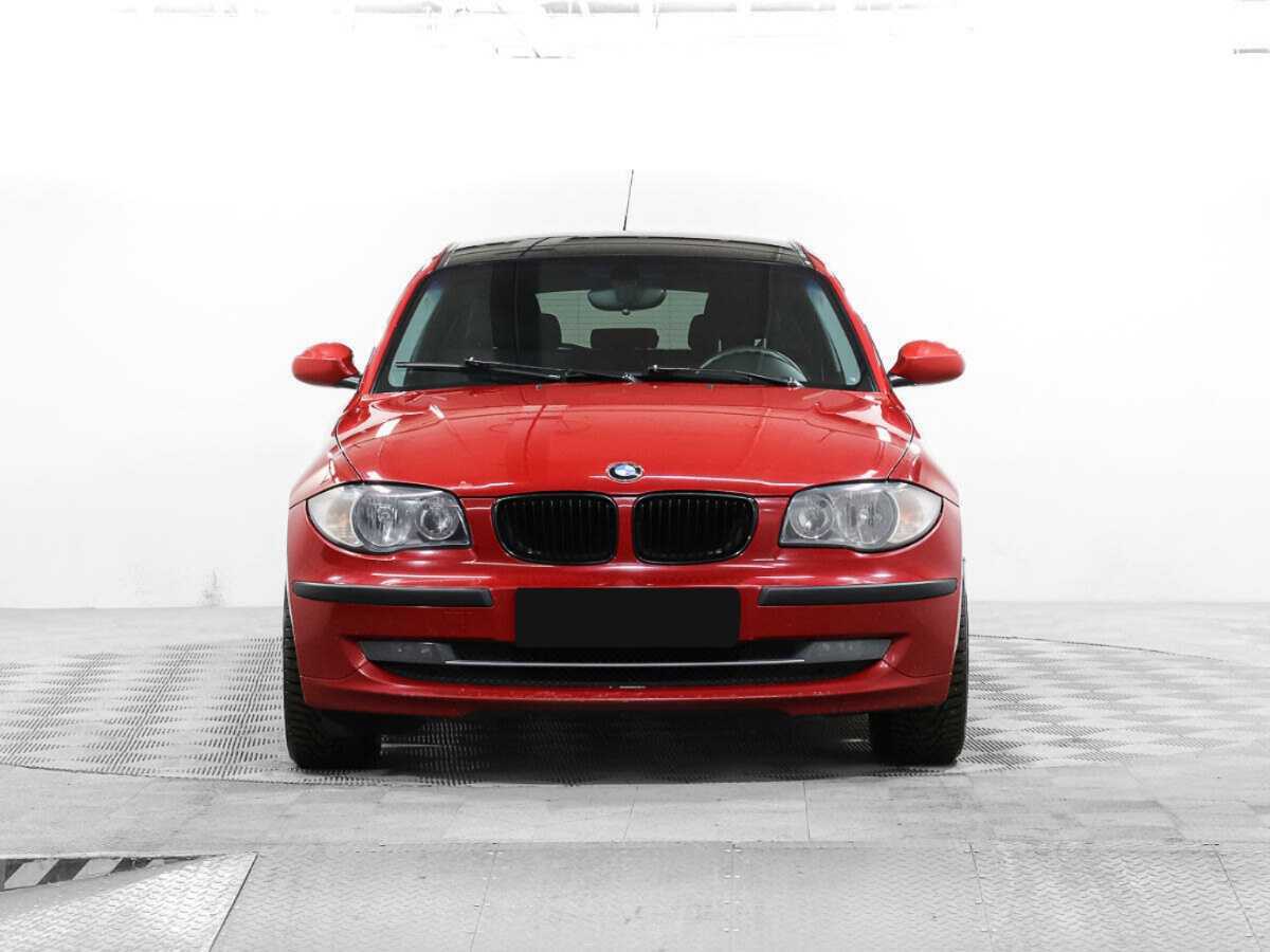 BMW 1 серии с пробегом — 2008 год. Фото: #1