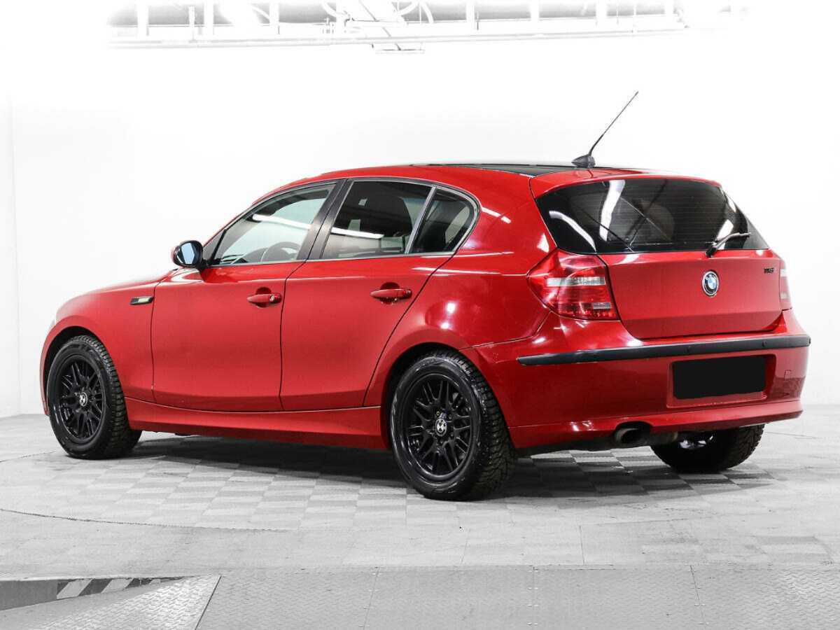 BMW 1 серии с пробегом — 2008 год. Фото: #6