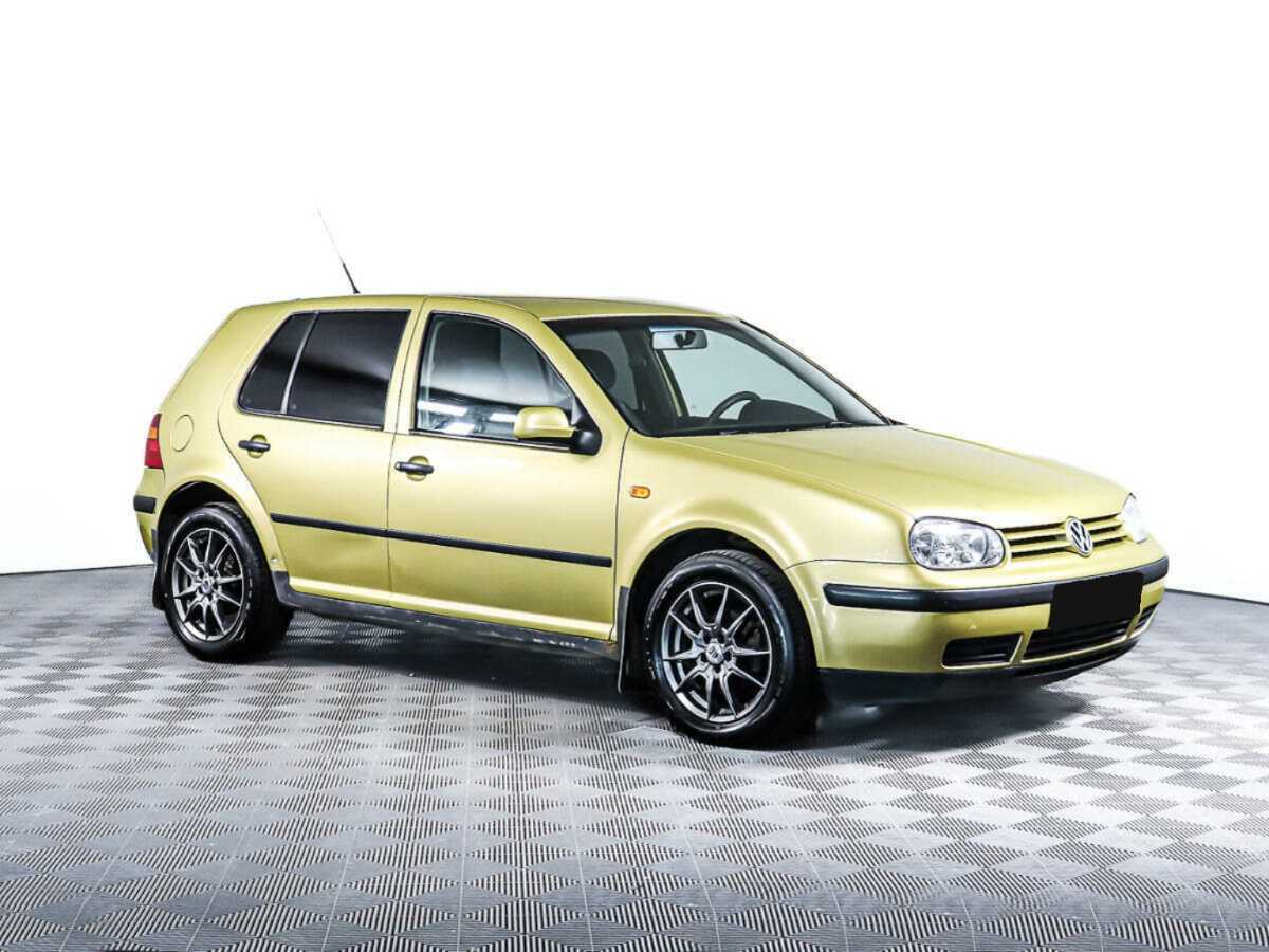 Volkswagen Golf с пробегом — 1999 год. Фото: #2