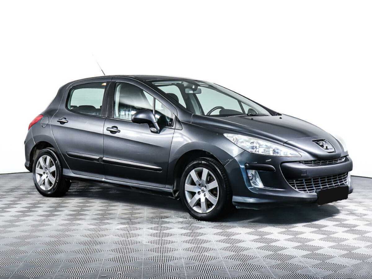 Peugeot 308 с пробегом — 2008 год. Фото: #2