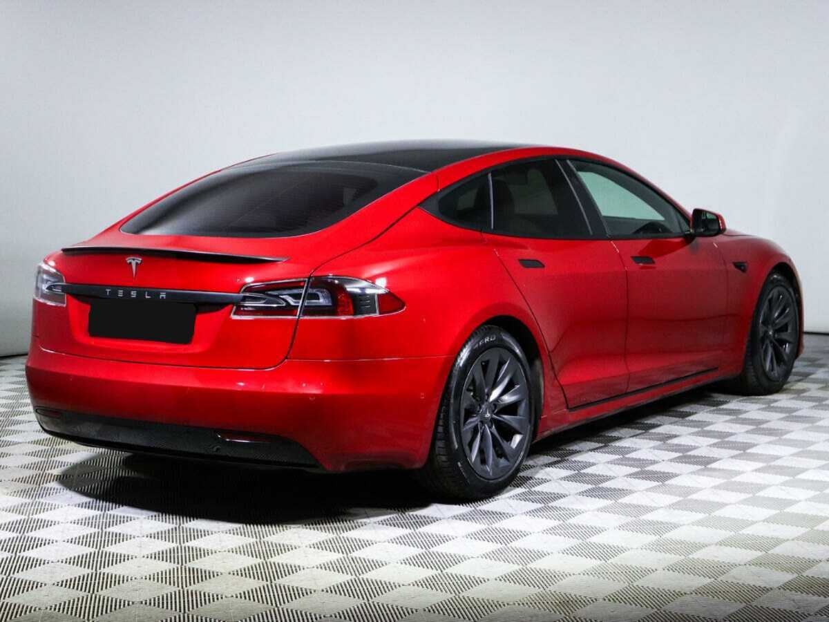 Tesla Model S с пробегом — 2020 год. Фото: #4