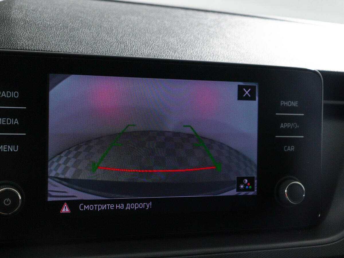 Skoda Rapid с пробегом — 2021 год. Фото: #13