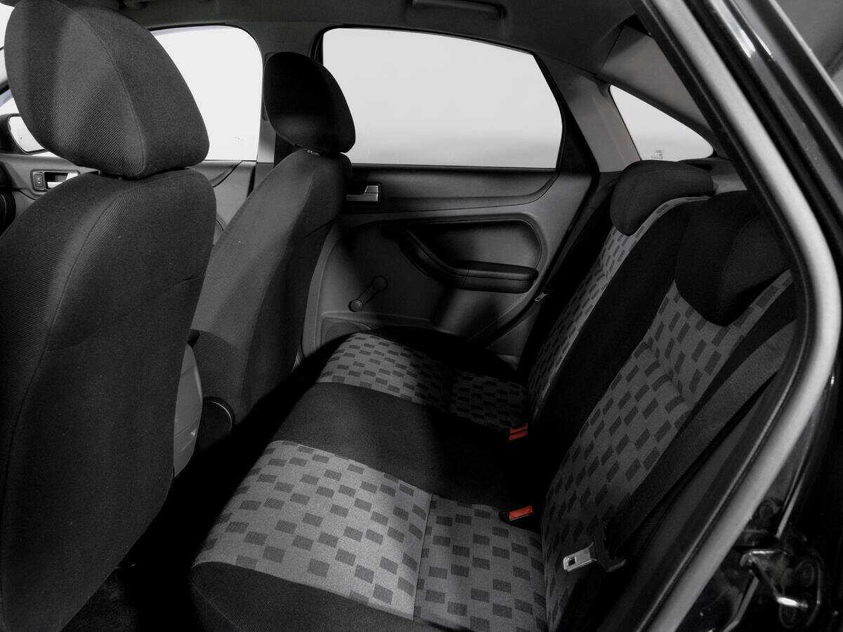 Ford Focus с пробегом — 2007 год. Фото: #9