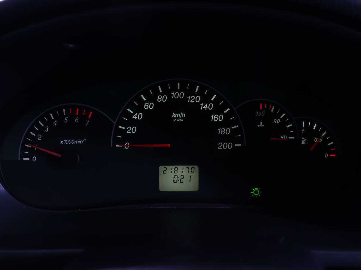 Lada (ВАЗ) Priora с пробегом — 2010 год. Фото: #10