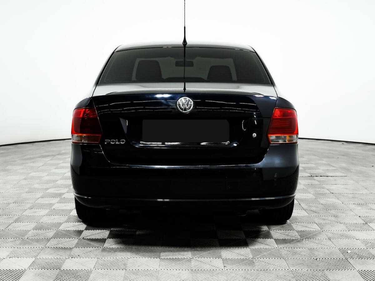 Volkswagen Polo с пробегом — 2010 год. Фото: #5
