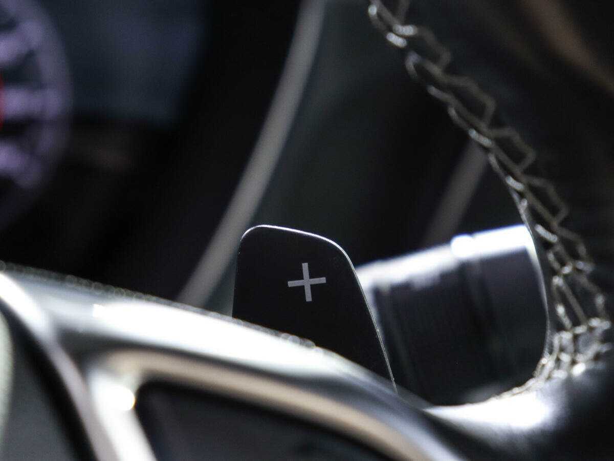 Chevrolet Camaro с пробегом — 2020 год. Фото: #12