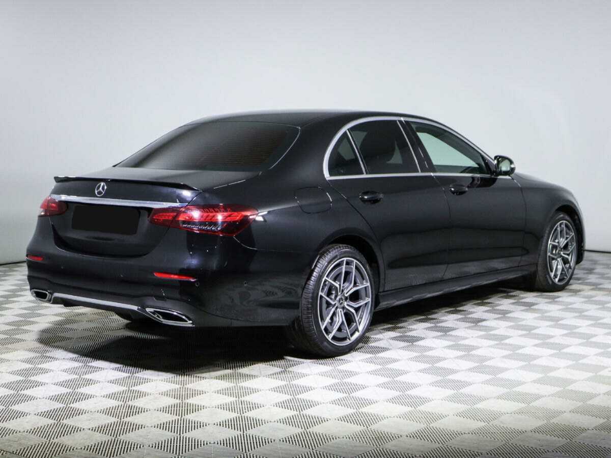 Mercedes-Benz E-Класс с пробегом — 2020 год. Фото: #2