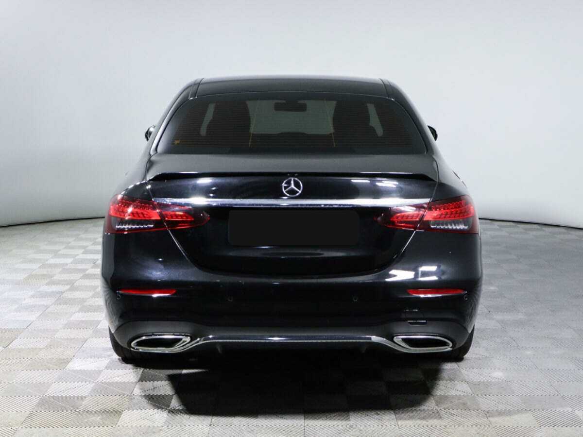 Mercedes-Benz E-Класс с пробегом — 2020 год. Фото: #3