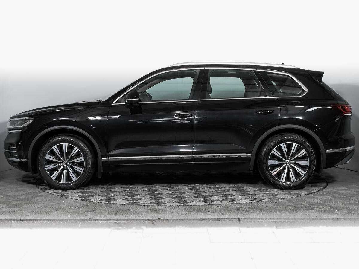 Volkswagen Touareg с пробегом — 2018 год. Фото: #7