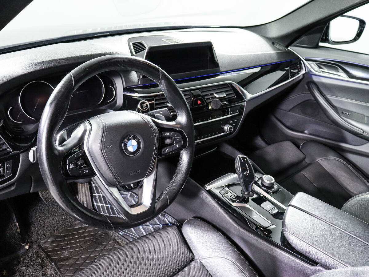 BMW 5 серии с пробегом — 2019 год. Фото: #11