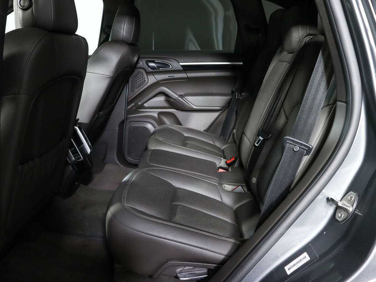 Porsche Cayenne с пробегом — 2017 год. Фото: #7