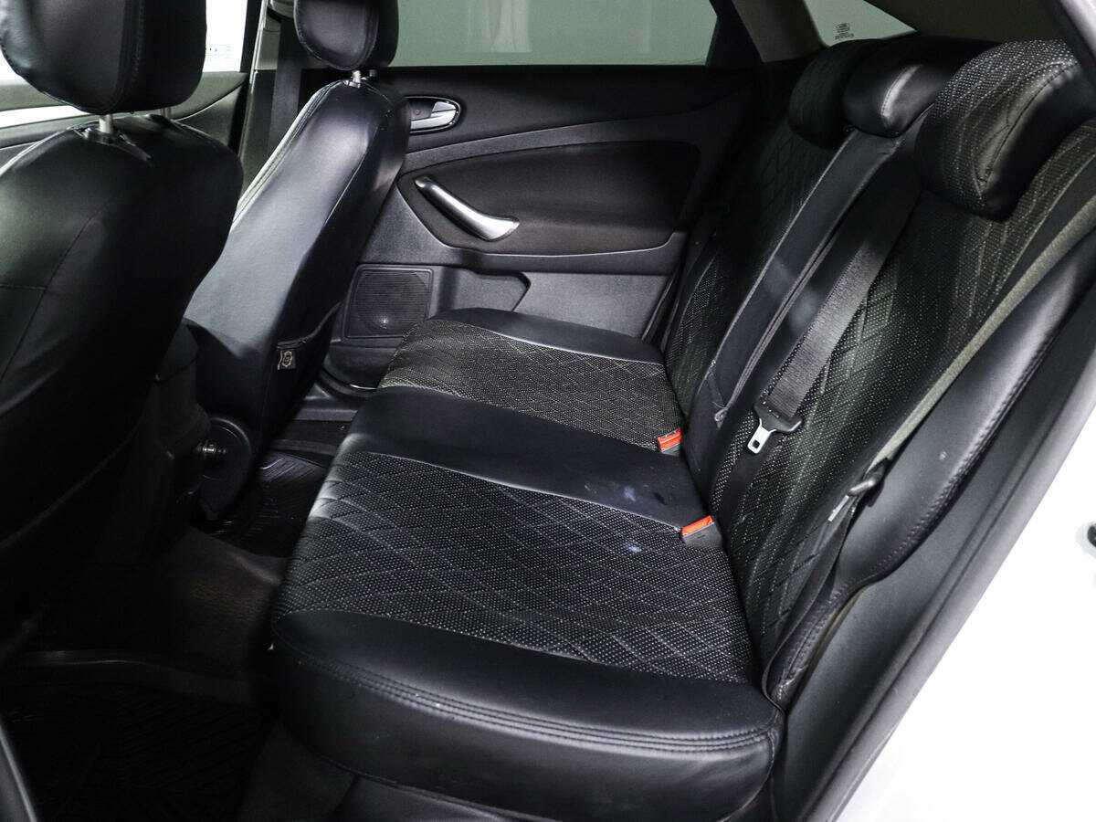 Ford Mondeo с пробегом — 2009 год. Фото: #7