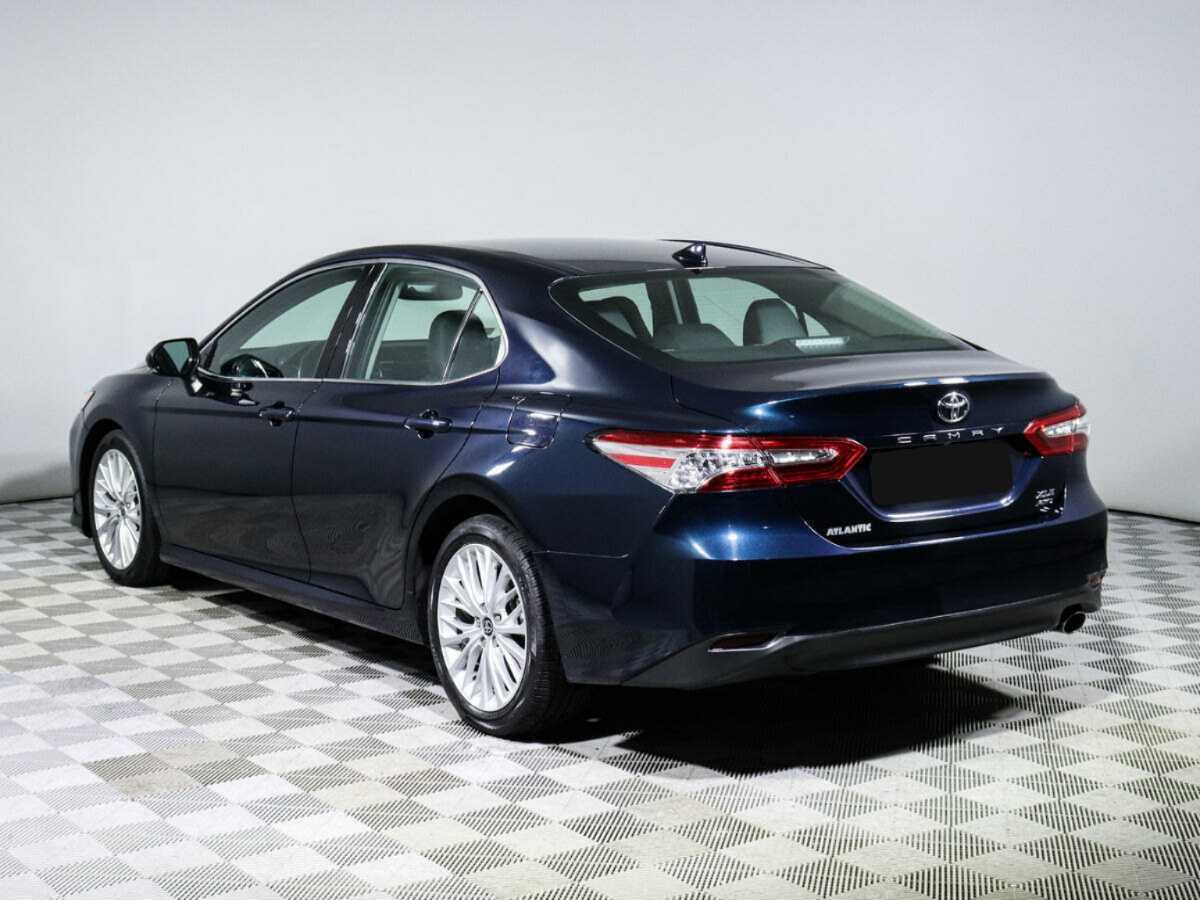 Toyota Camry с пробегом — 2020 год. Фото: #5