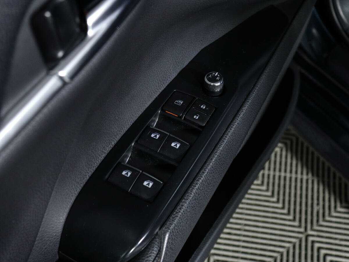 Toyota Camry с пробегом — 2020 год. Фото: #15