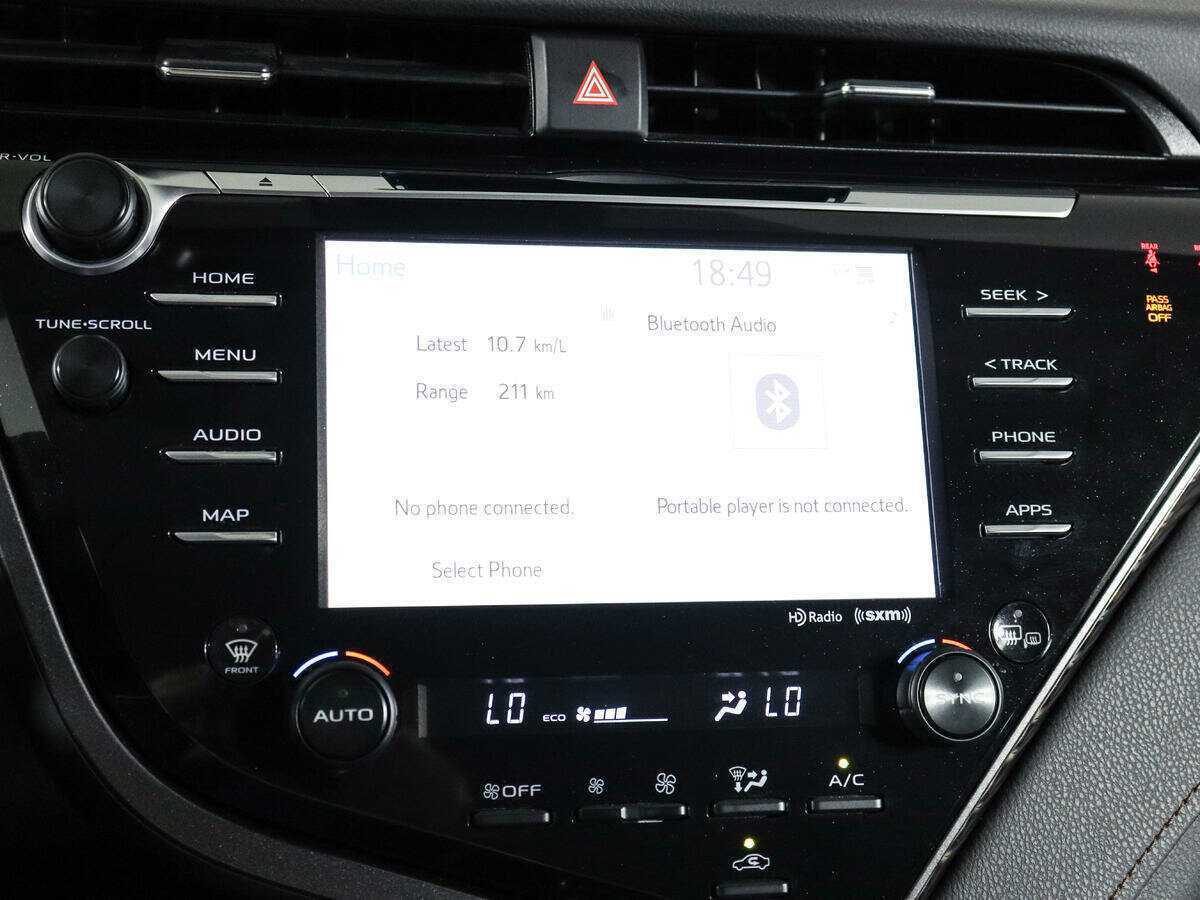 Toyota Camry с пробегом — 2020 год. Фото: #21