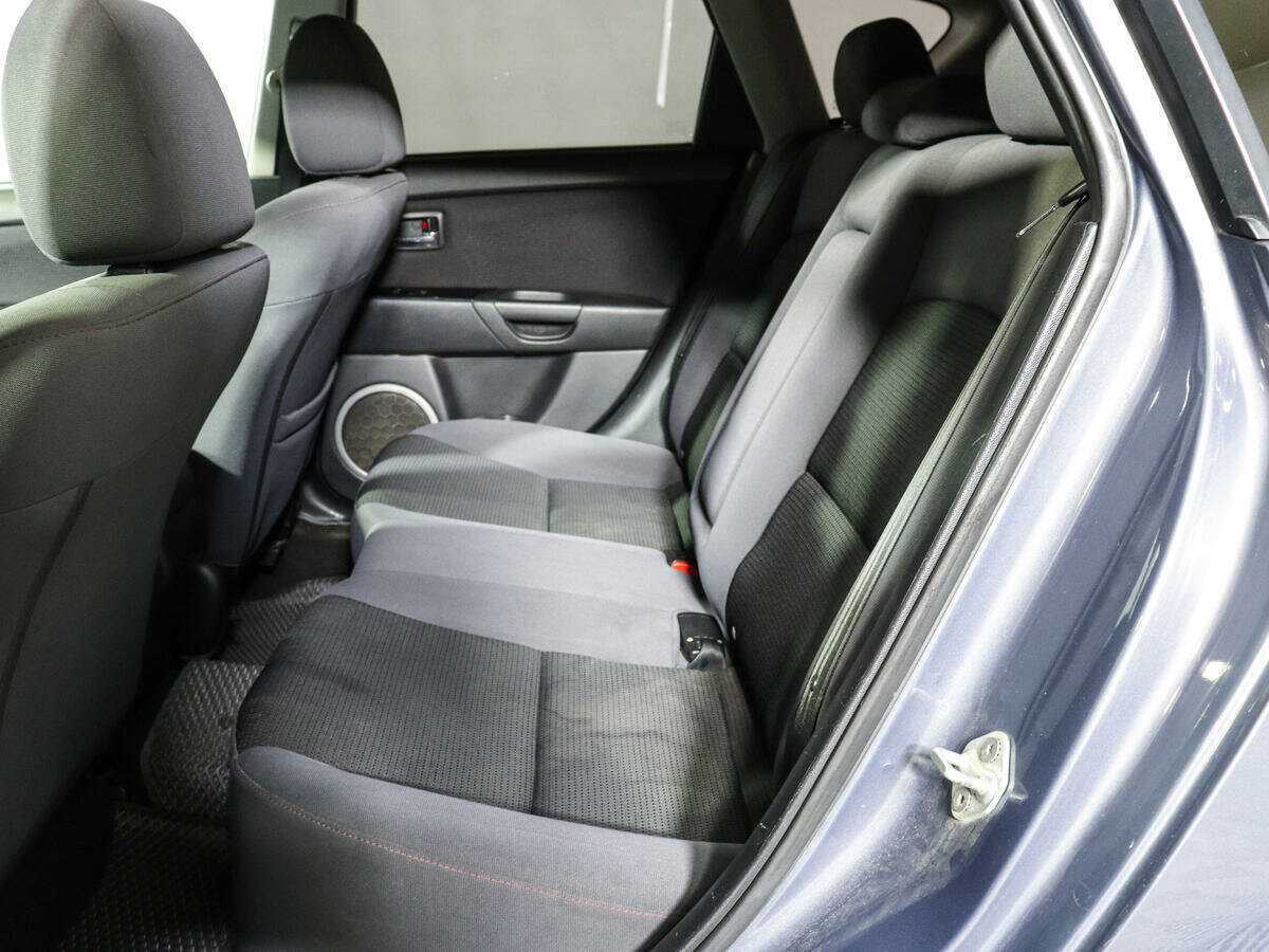 Mazda 3 с пробегом — 2008 год. Фото: #9