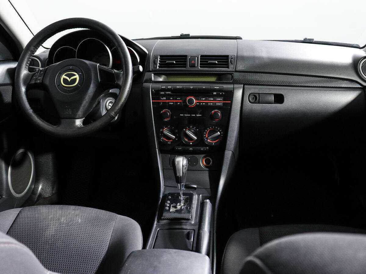 Mazda 3 с пробегом — 2008 год. Фото: #11