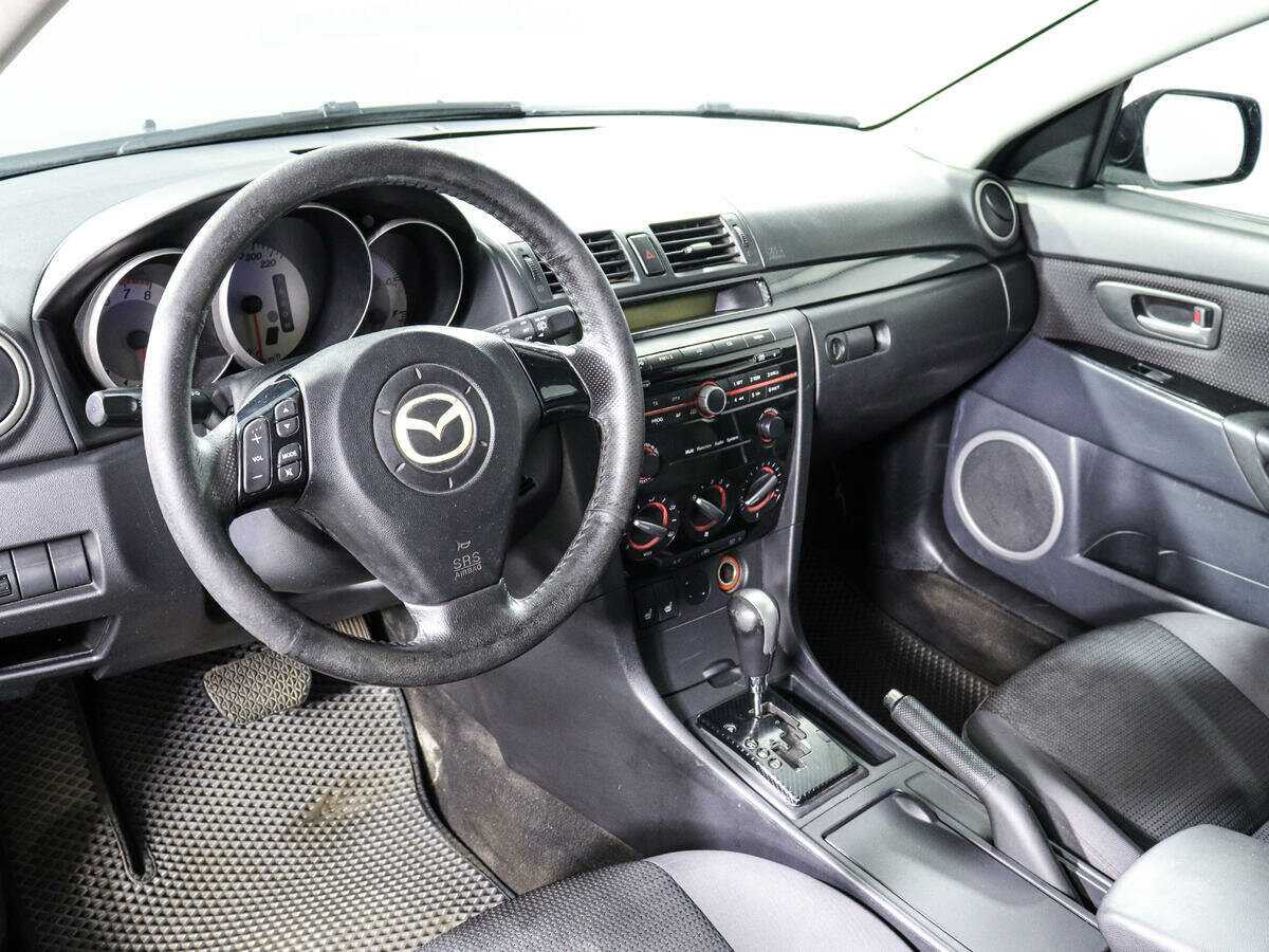 Mazda 3 с пробегом — 2008 год. Фото: #13