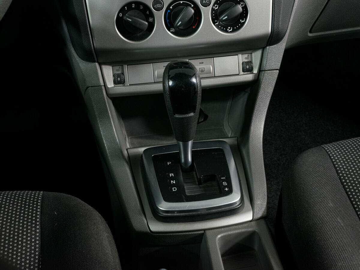 Ford Focus с пробегом — 2010 год. Фото: #14