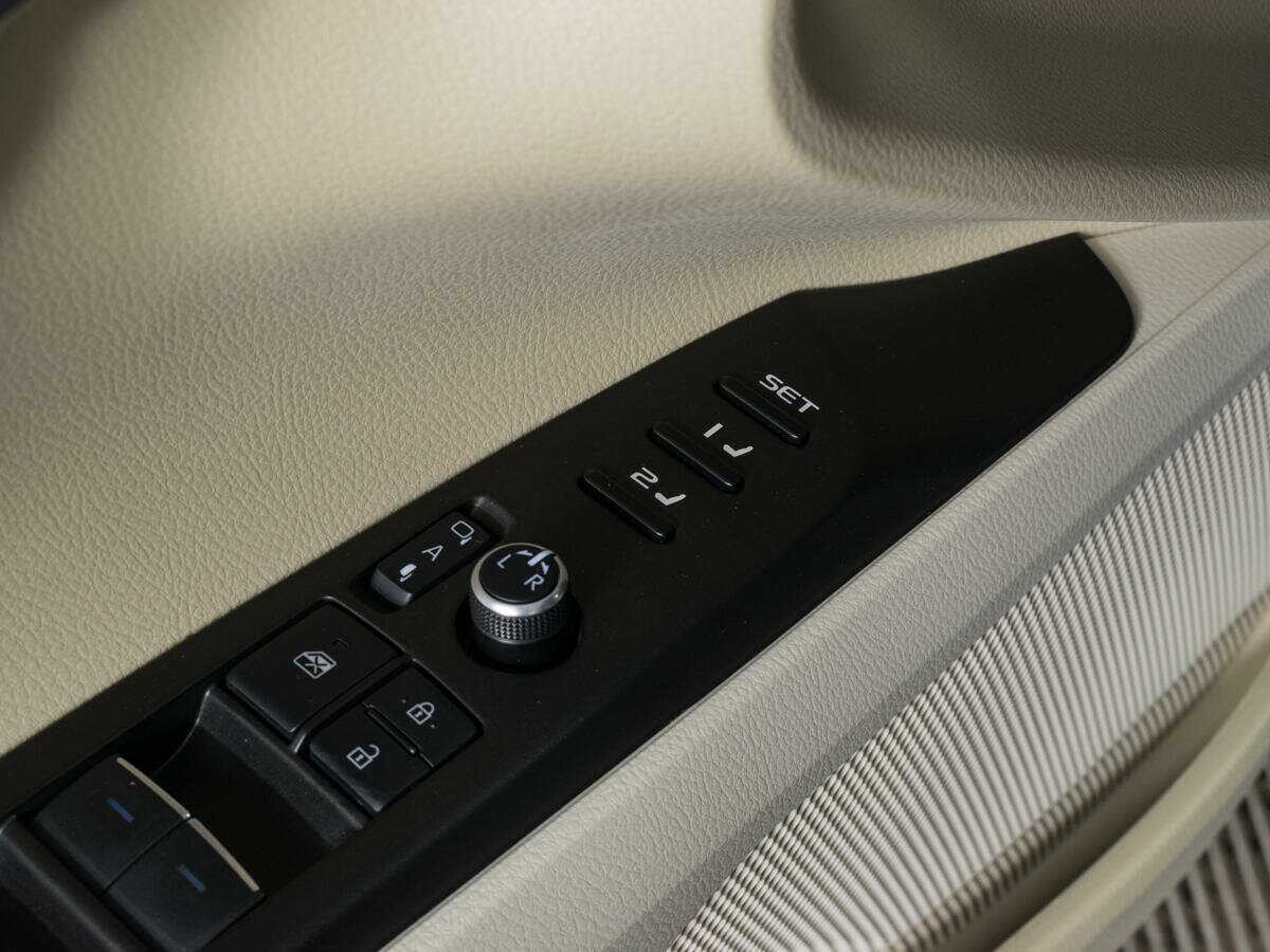 Toyota Camry с пробегом — 2021 год. Фото: #20